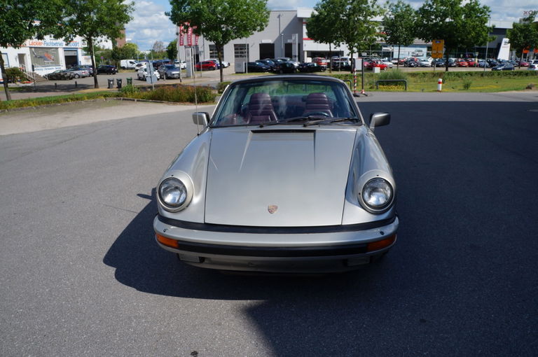 Porsche 911 Carrera 3.2 (US)