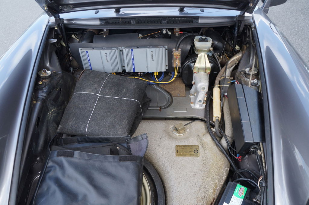 Porsche 911 Carrera 3.2 (US)