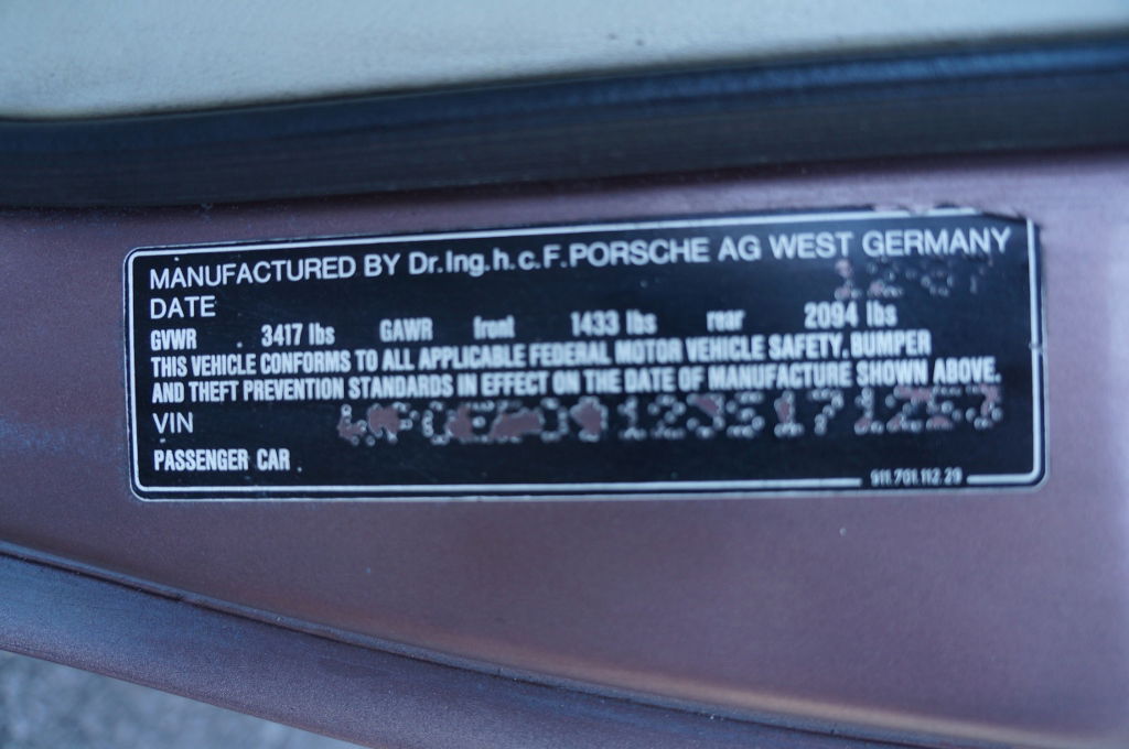 Porsche 911 Carrera 3.2 (US)