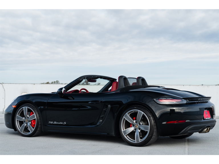 Porsche 718 Boxster S