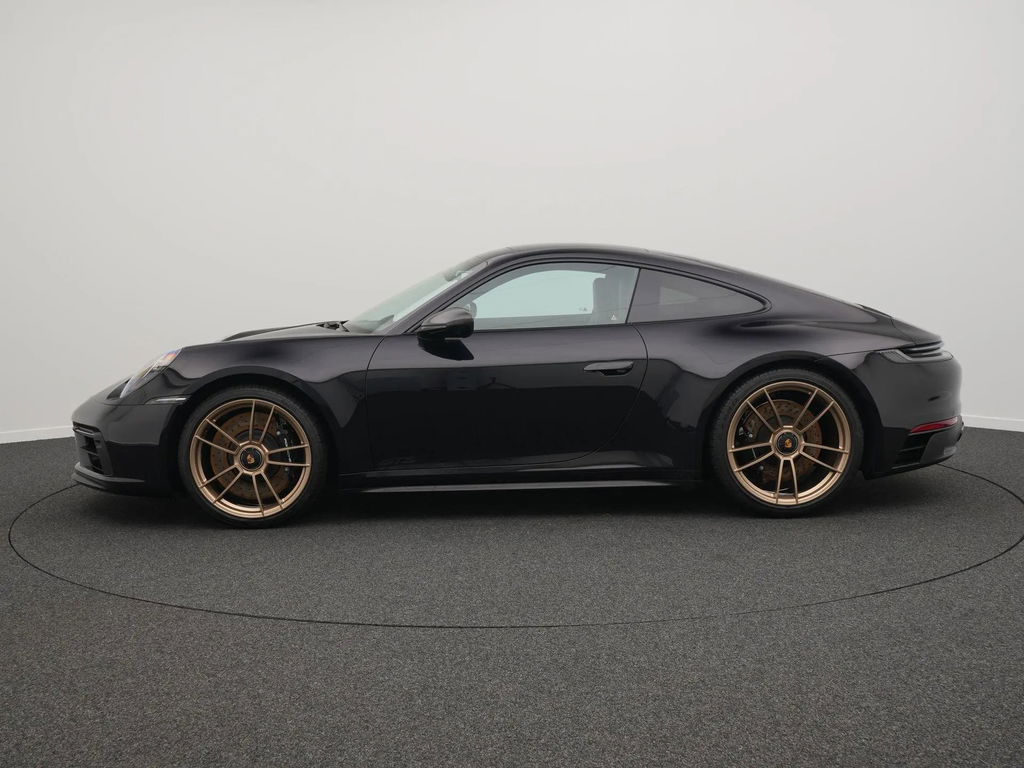 Porsche 992 Carrera GTS