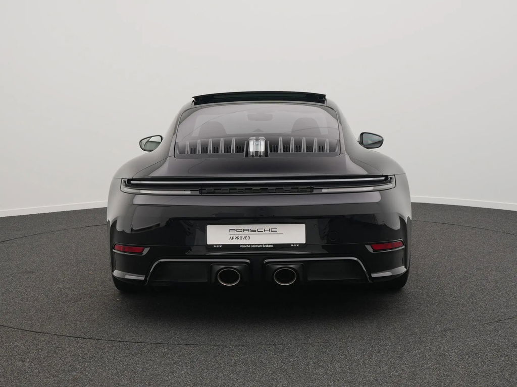 Porsche 992.2 Carrera GTS