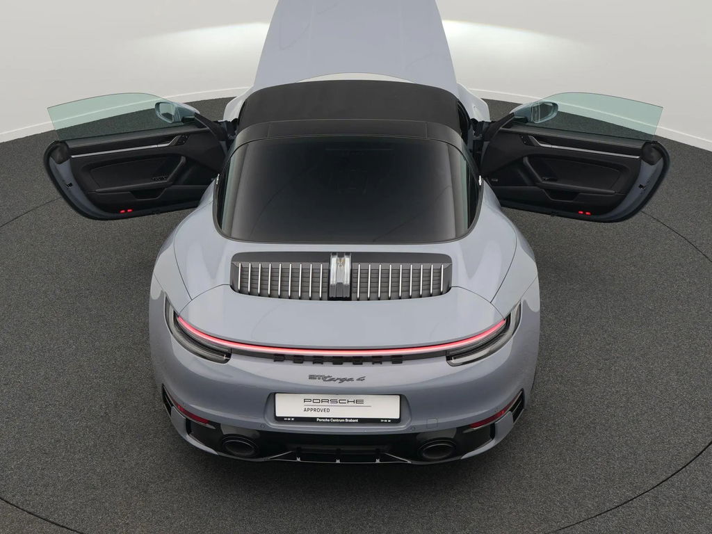 Porsche 992 Targa 4
