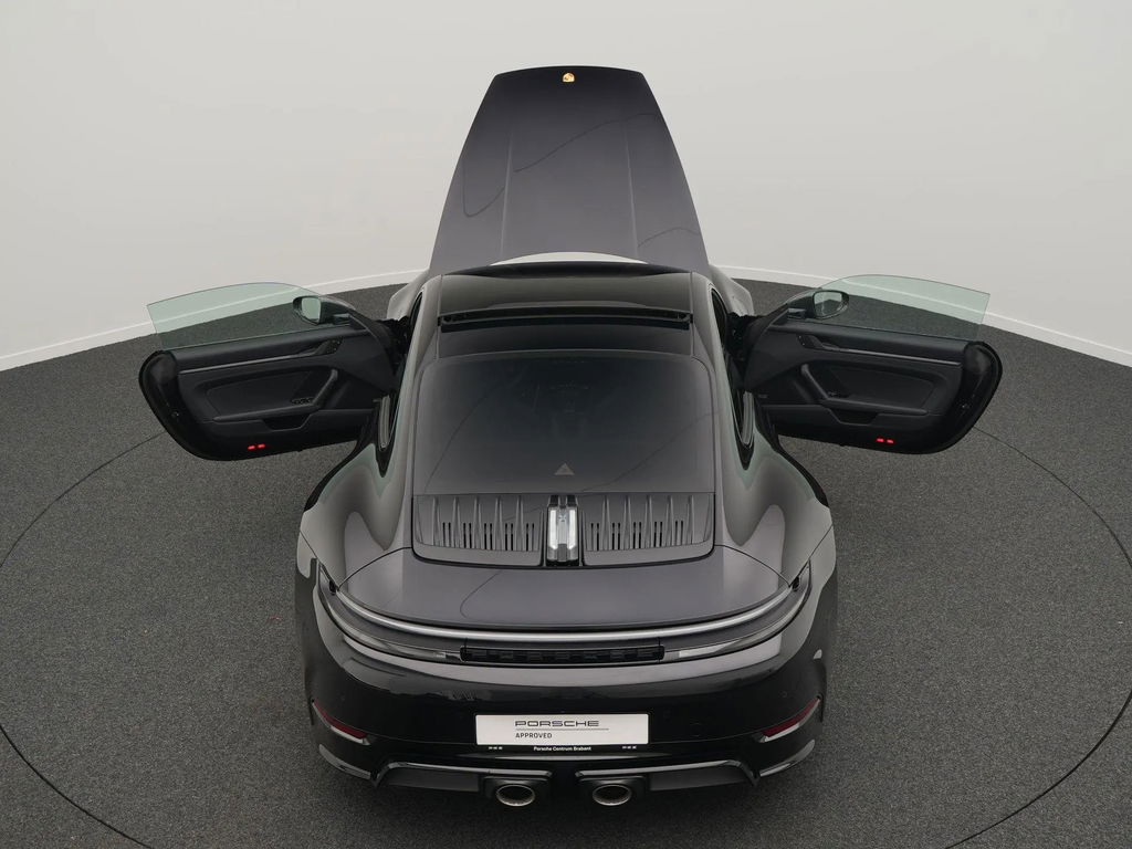 Porsche 992.2 Carrera GTS