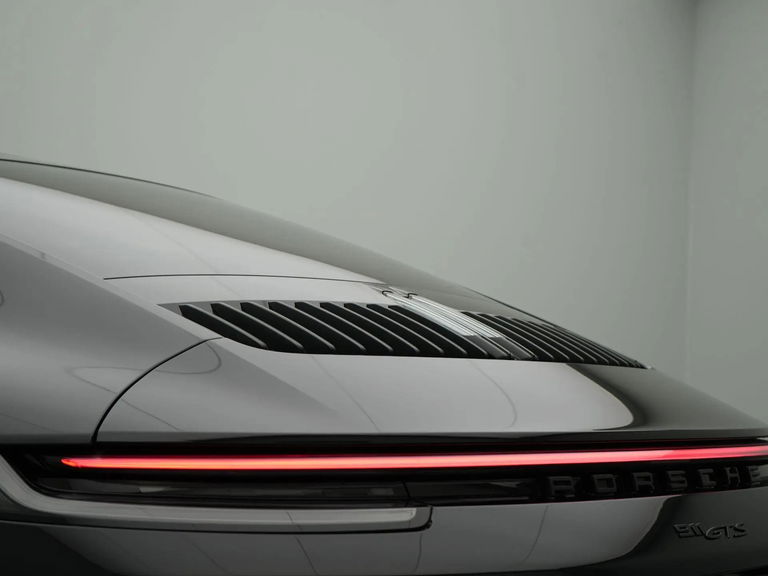 Porsche 992 Carrera GTS