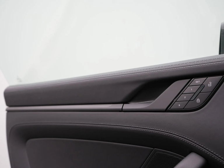 Porsche 992.2 Carrera GTS