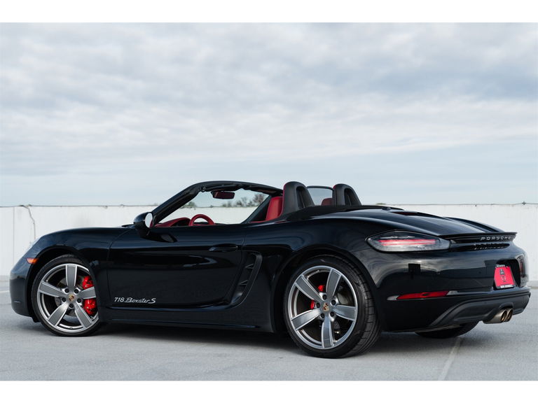 Porsche 718 Boxster S