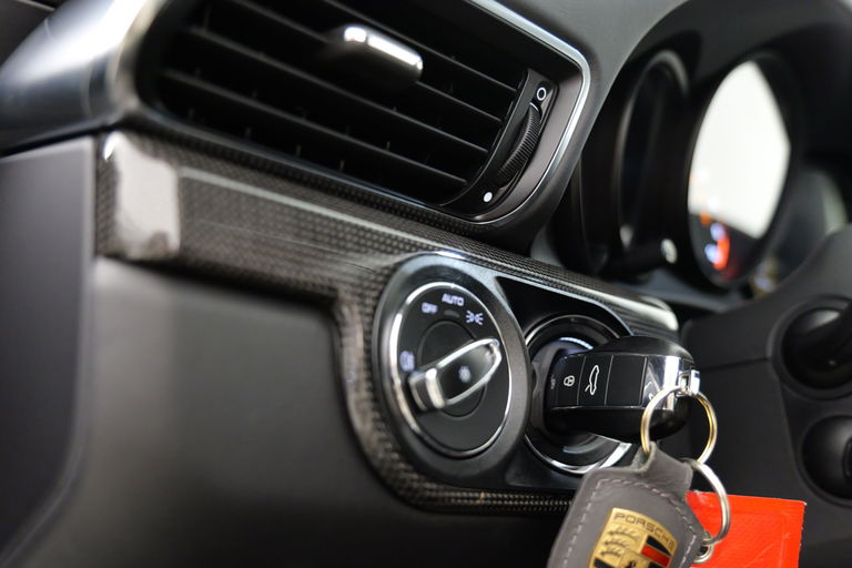 Porsche 991 GT3 Touring