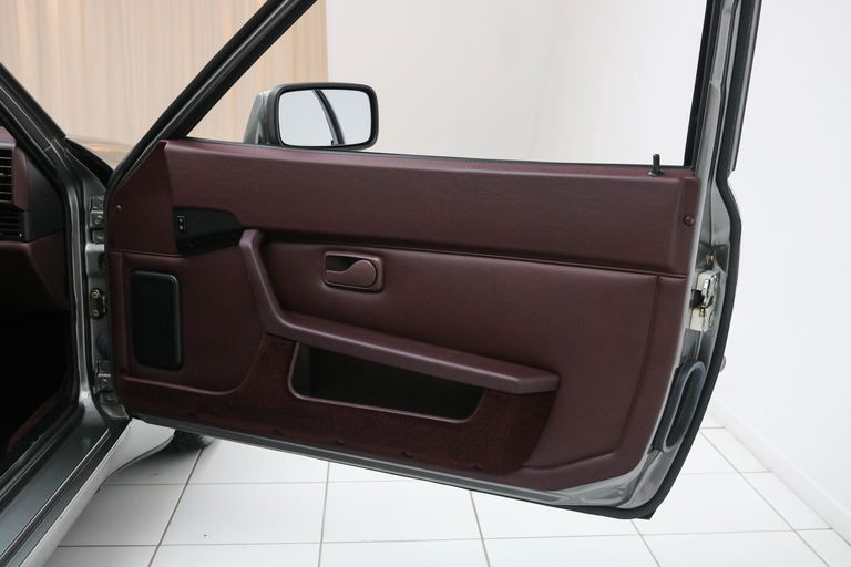 Porsche 944 Turbo Coupé