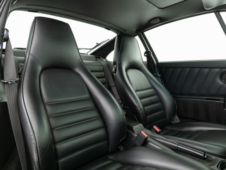 Porsche 964 Carrera 4