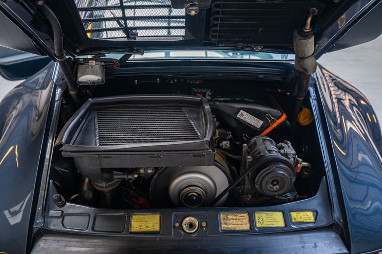 Porsche 911 Turbo 3.3