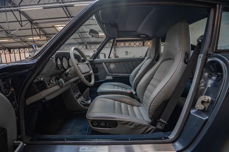 Porsche 911 Turbo 3.3