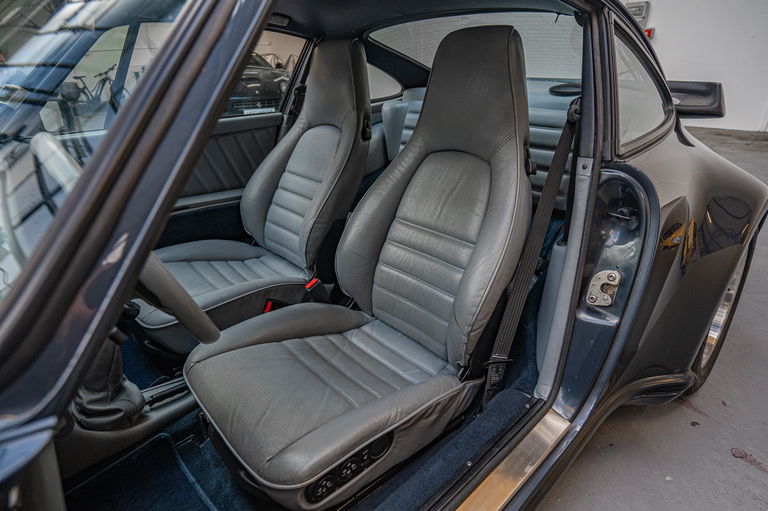 Porsche 911 Turbo 3.3