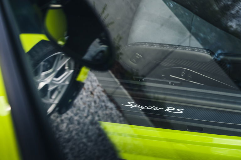 Porsche 718 Spyder RS