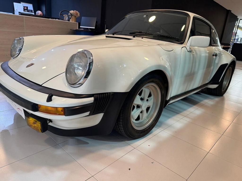 Porsche 911 Turbo 3.0