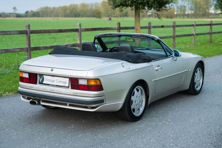 Porsche 944 S2 Cabriolet