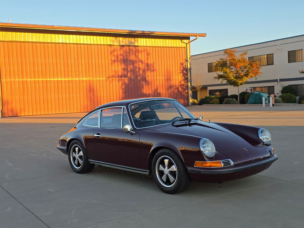 Porsche 911 E