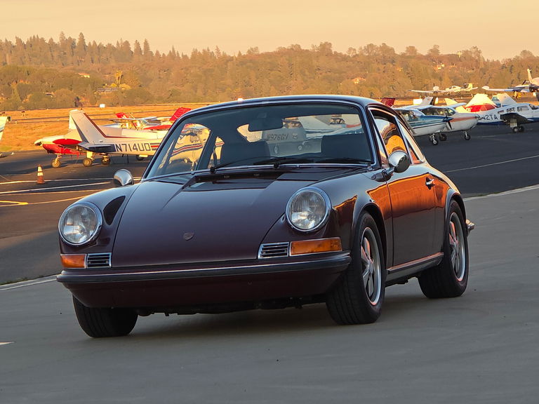 Porsche 911 E