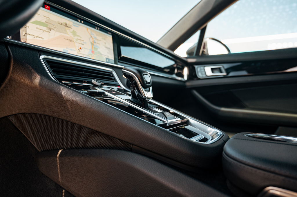 Porsche Panamera 4 E-Hybrid