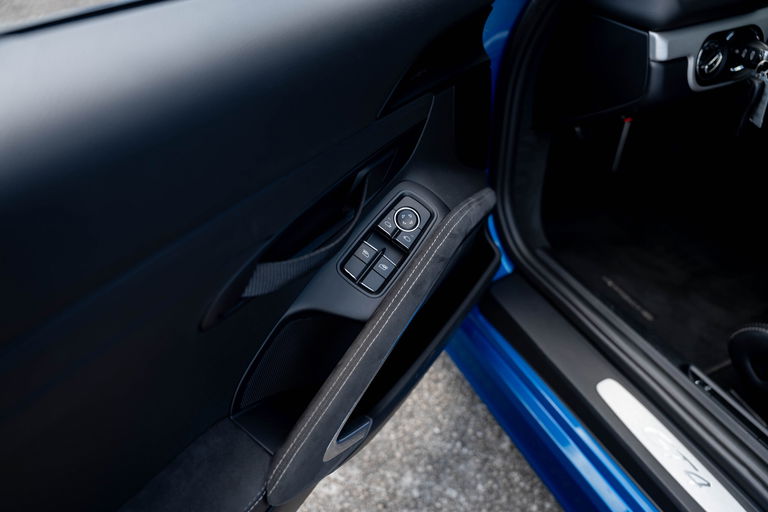 Porsche 981 Cayman GT4