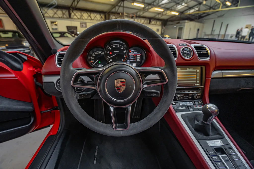 Porsche 981 Boxster Spyder