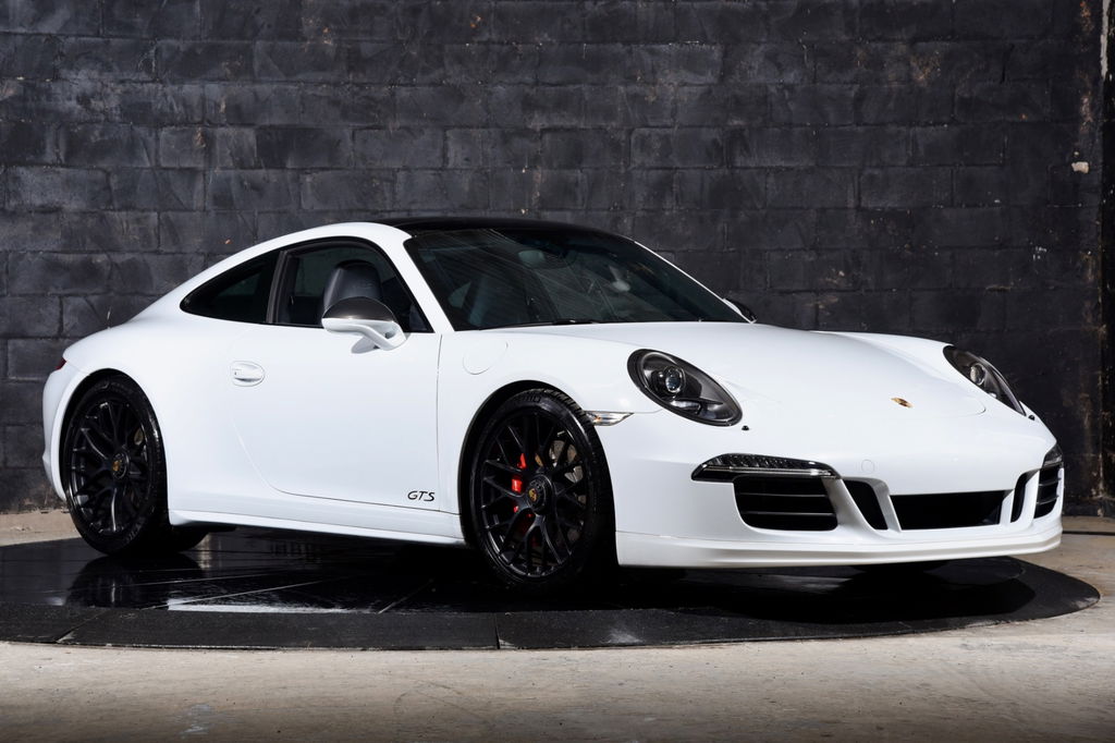 Porsche 991 Carrera GTS