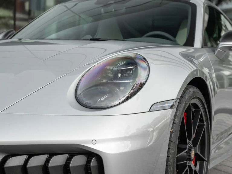 Porsche 992.2 Carrera 4 GTS