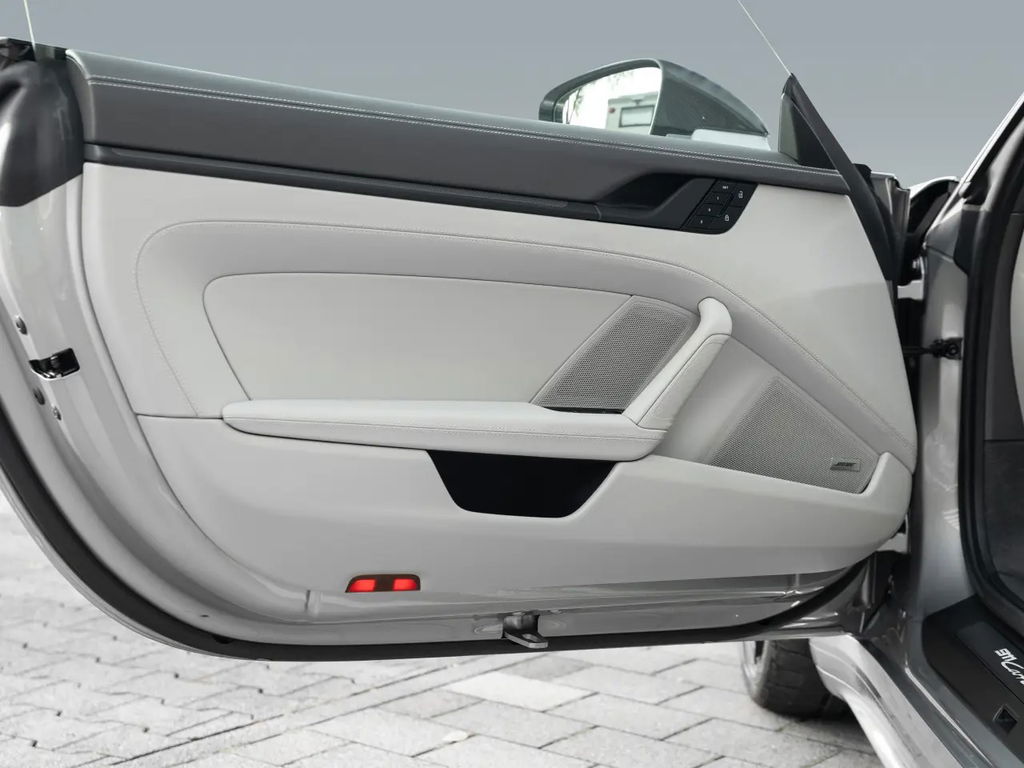 Porsche 992.2 Carrera 4 GTS