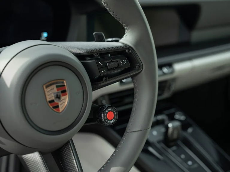 Porsche 992.2 Carrera 4 GTS