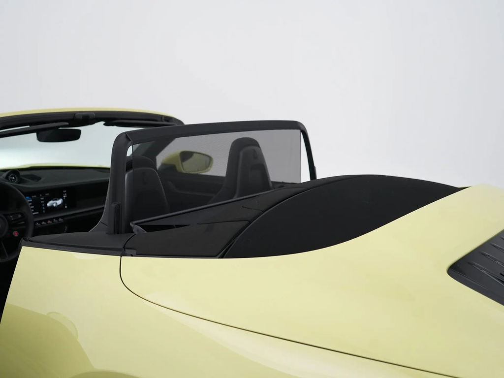 Porsche 992.2 Carrera