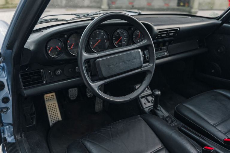 Porsche 964 Carrera 2