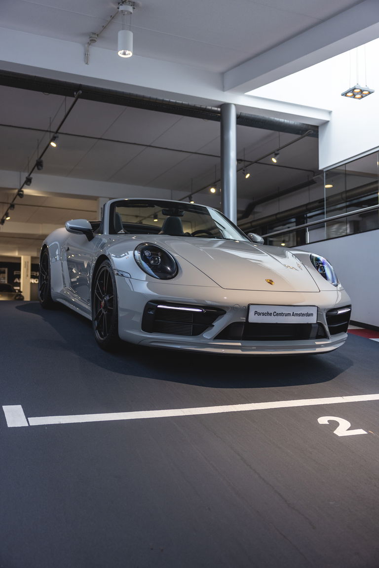 Porsche 992 Carrera GTS