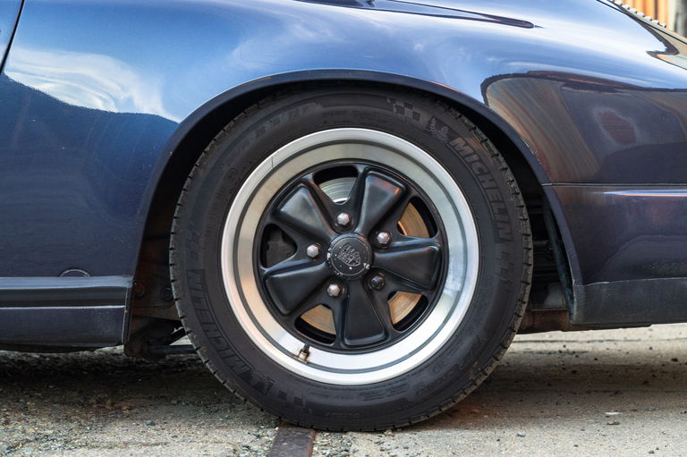 Porsche 911 Carrera 3.2 (US)