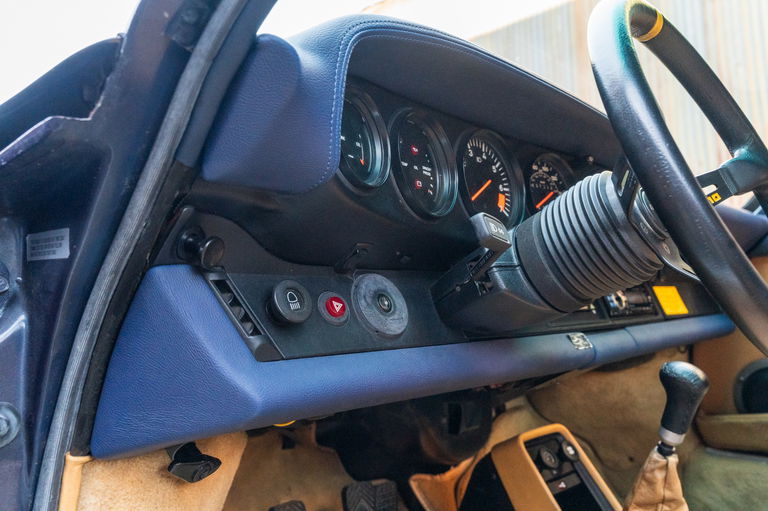 Porsche 911 Carrera 3.2 (US)