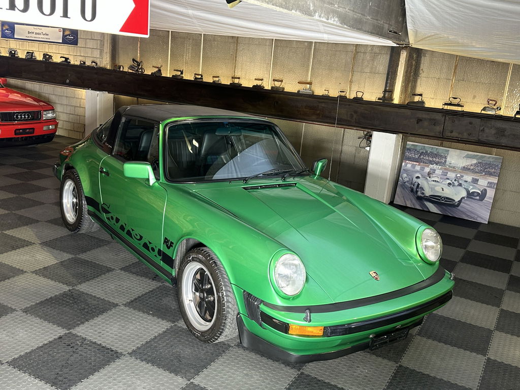 Porsche 911 Carrera 3.0