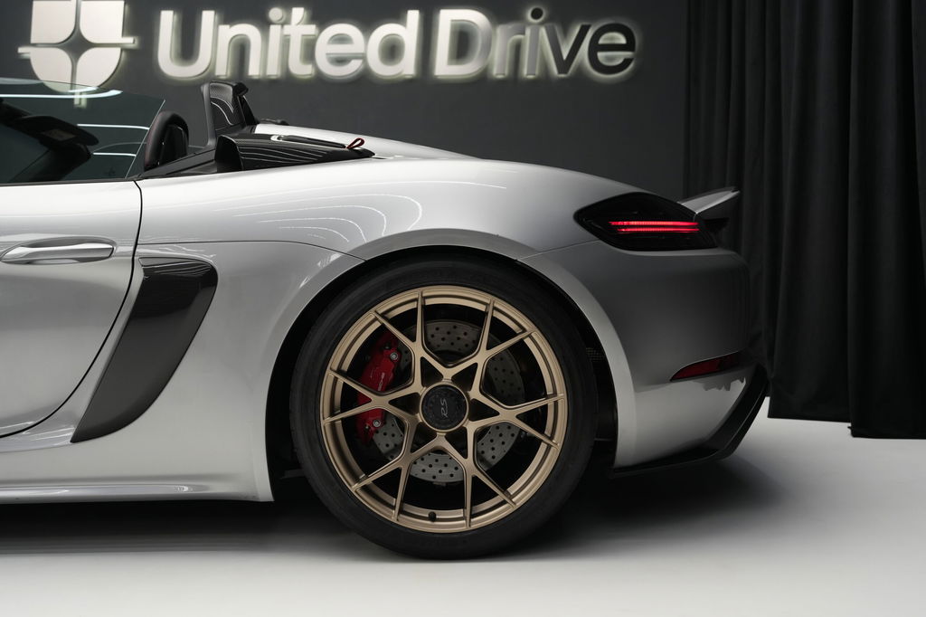 Porsche 718 Spyder RS