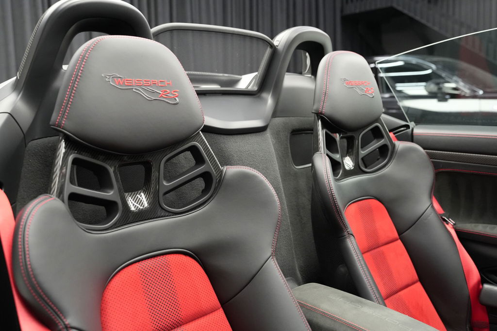 Porsche 718 Spyder RS