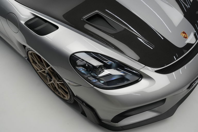 Porsche 718 Spyder RS