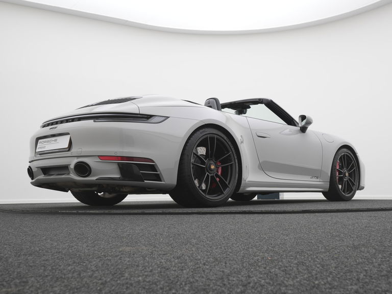 Porsche 992 Carrera GTS