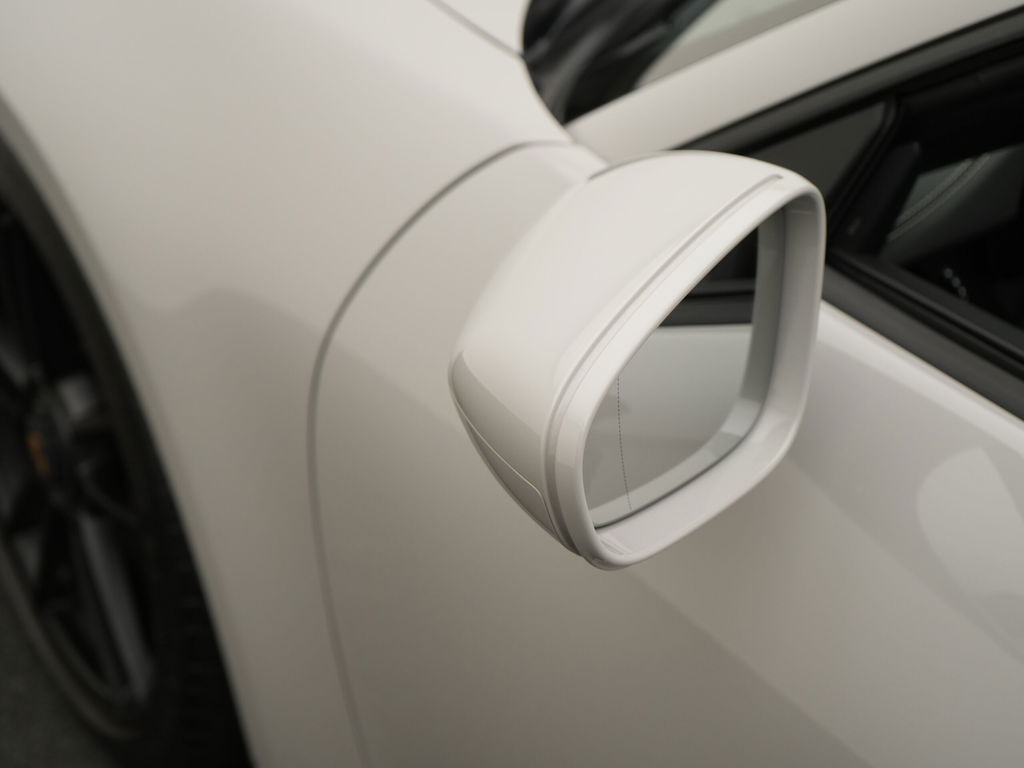 Porsche 992 Carrera GTS