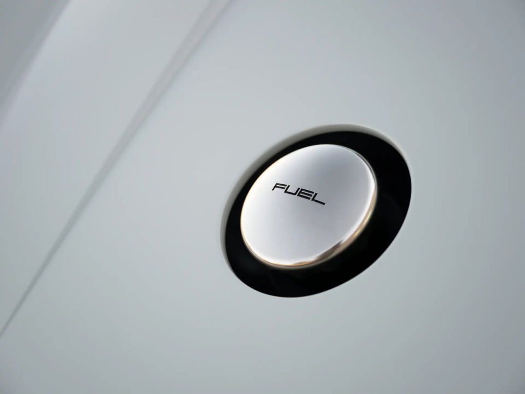 Porsche 911 Reimagined by Singer