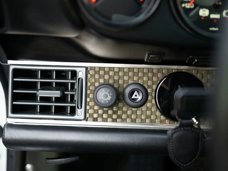 Porsche 911 Reimagined by Singer