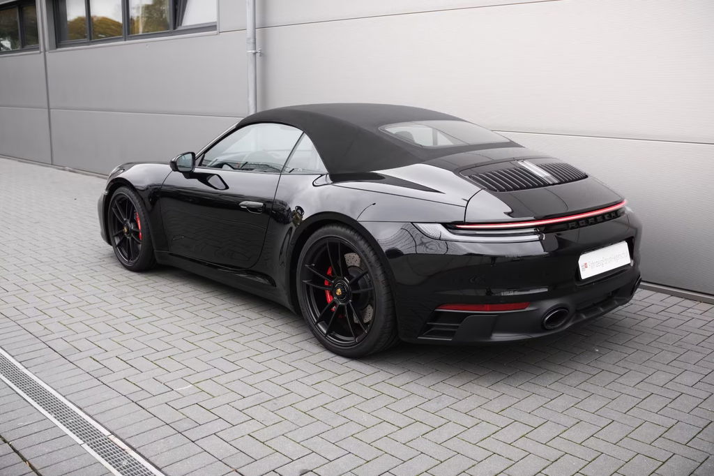 Porsche 992 Carrera GTS