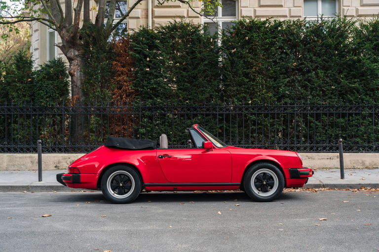 Porsche 911 Carrera 3.2 (US)