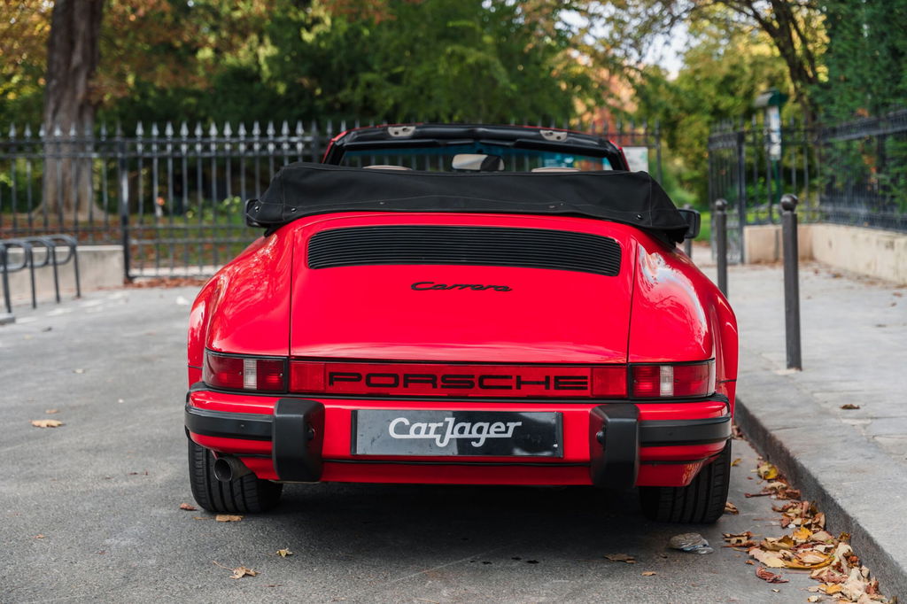 Porsche 911 Carrera 3.2 (US)