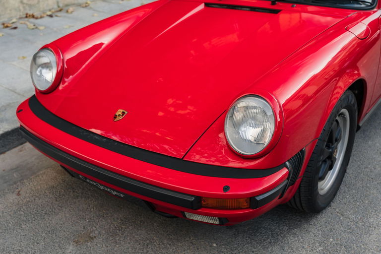 Porsche 911 Carrera 3.2 (US)