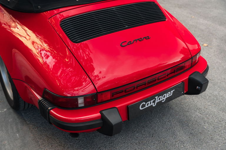 Porsche 911 Carrera 3.2 (US)