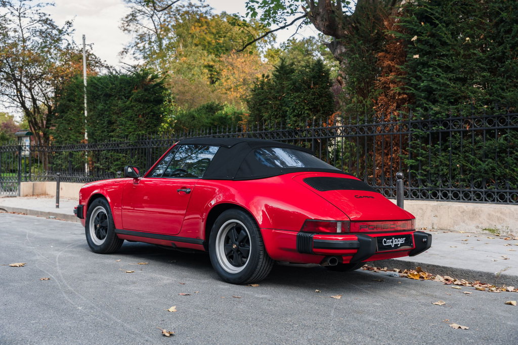 Porsche 911 Carrera 3.2 (US)