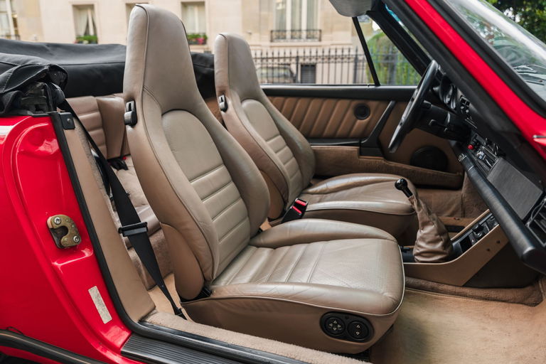 Porsche 911 Carrera 3.2 (US)