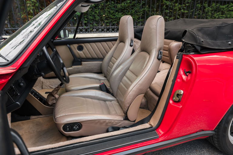 Porsche 911 Carrera 3.2 (US)